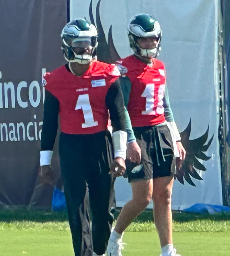 It's Good To Be King: Eagles QB Not Concerned About Rankings