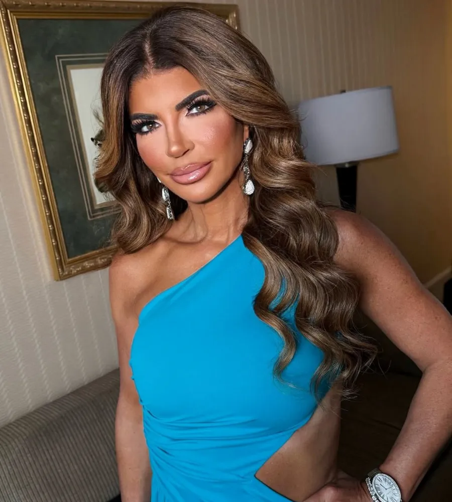 Teresa Giudice Reveals What RHONJ “Lacked,” Shades Show as “Toxic” and Shares How She’s Different Off-Camera, Plus She Dances on Stage With Whitney Rose