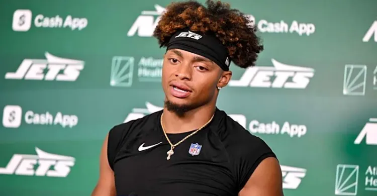 Justin Fields Blasted, Named Jets’ Biggest Weakness