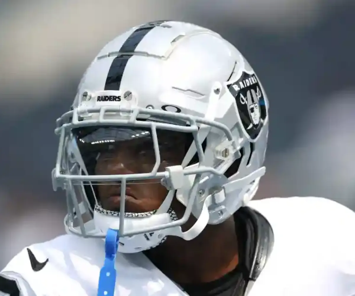 ‘His time in Las Vegas might already be coming to an end’ — Raiders’ former fourth-round pick fighting for his NFL life as Pete Carroll’s revamped backfield leaves him buried on the depth chart - suong