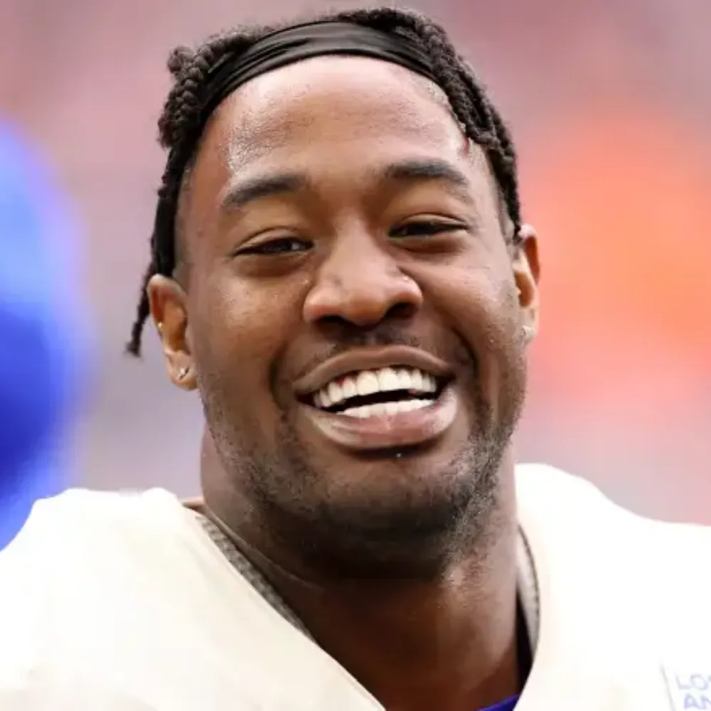 Eagles sign Super Bowl-winning edge rusher Ogbonnia Okoronkwo and rising UFL talent Jacob Sykes as camp opens — waiving two to make room in a surprise shake-up that could impact final roster battles - suong
