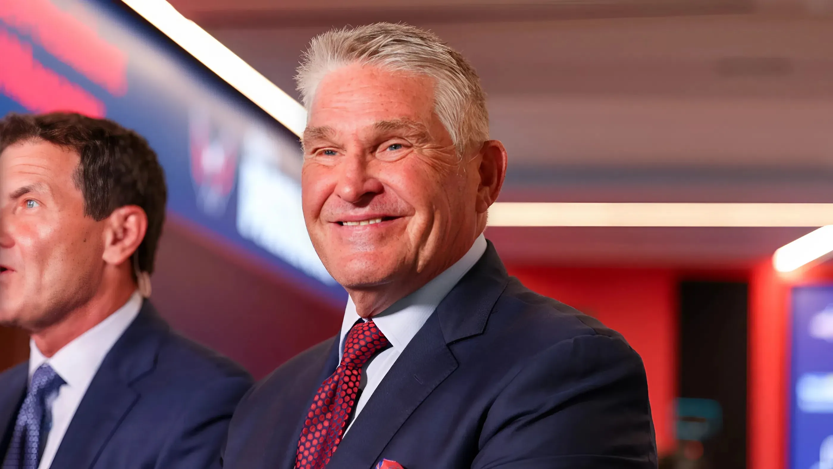 Craig Laughlin to Be Inducted into the Washington DC Sports Hall of Fame as a 2025 Class Member trucc
