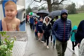 Thousands queue in rain to be tested as donor for five-year-old with leukaemia