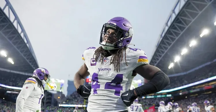 Vikings, Kevin O'Connell Drops Josh Metellus Update Ahead of Training Camp