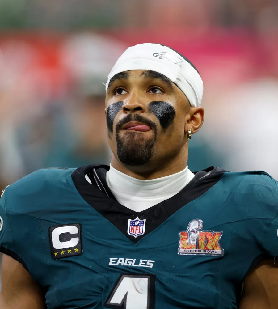 Eagles Super Bowl Star Rips Cam Newton, Defends Jalen Hurts
