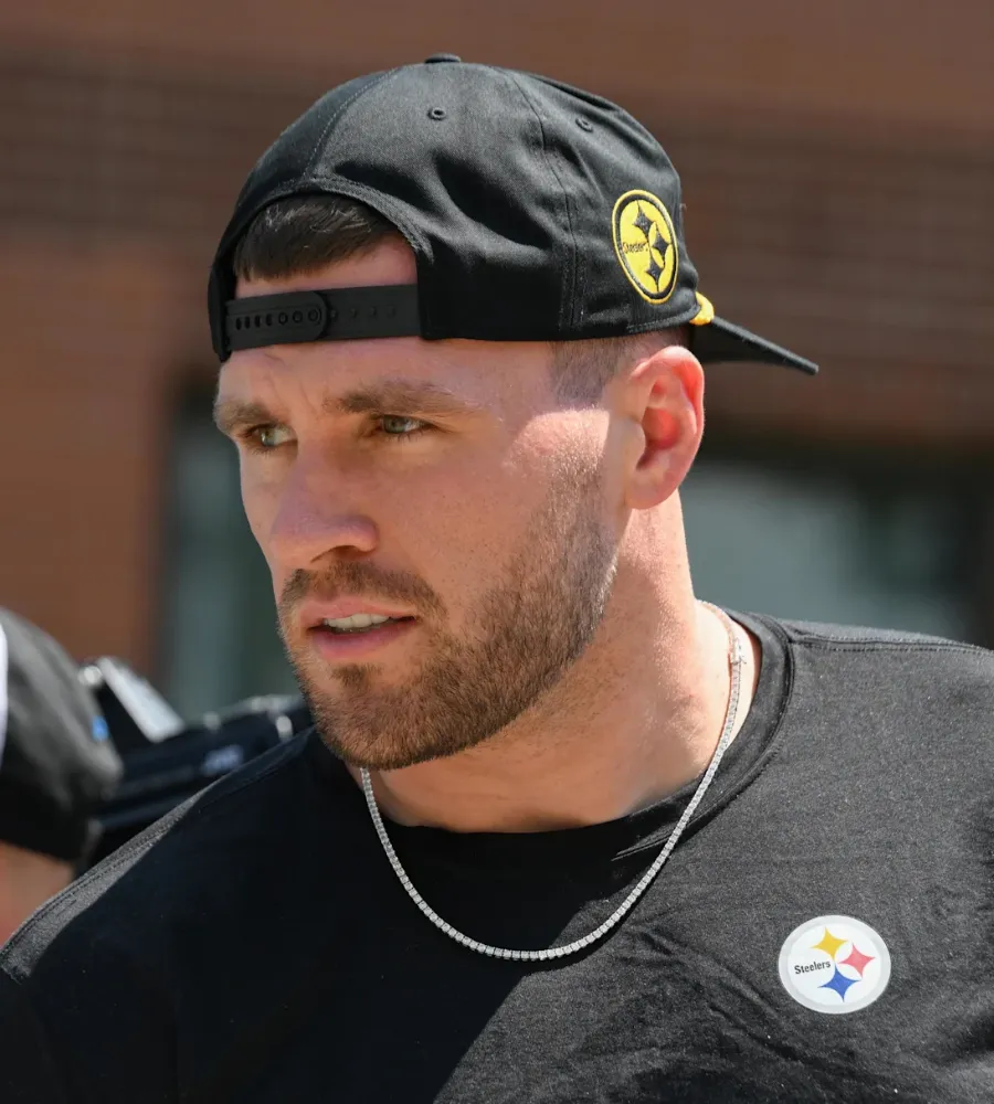T.J. Watt Finally Admits Reason Behind Cryptic Peace Sign Story Before Inking New Deal