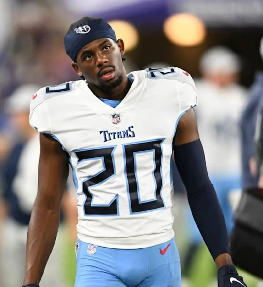 Panthers add cornerback before first practice of training camp