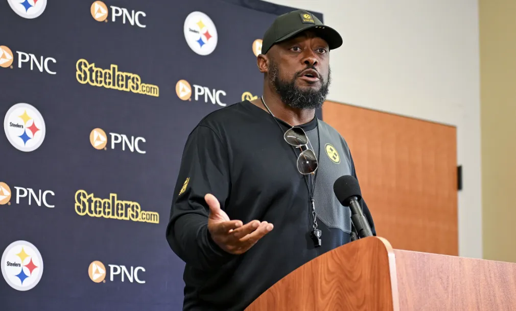 Steelers’ Mike Tomlin teases early plan for ‘workaholic’ Aaron Rodgers