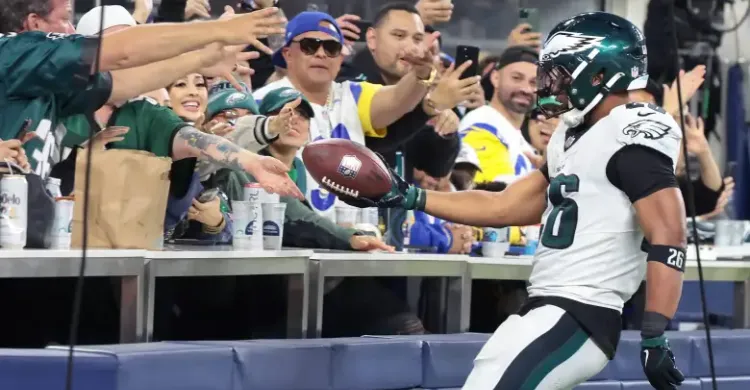 Eagles RB’s $41 Million Contract May Have ‘Reset Market’ Until 2028