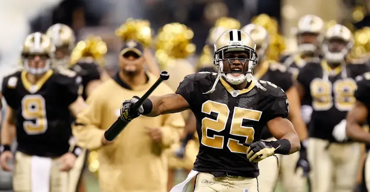 Reggie Bush 46-yard TD is one of the most memorable runs in Saints history