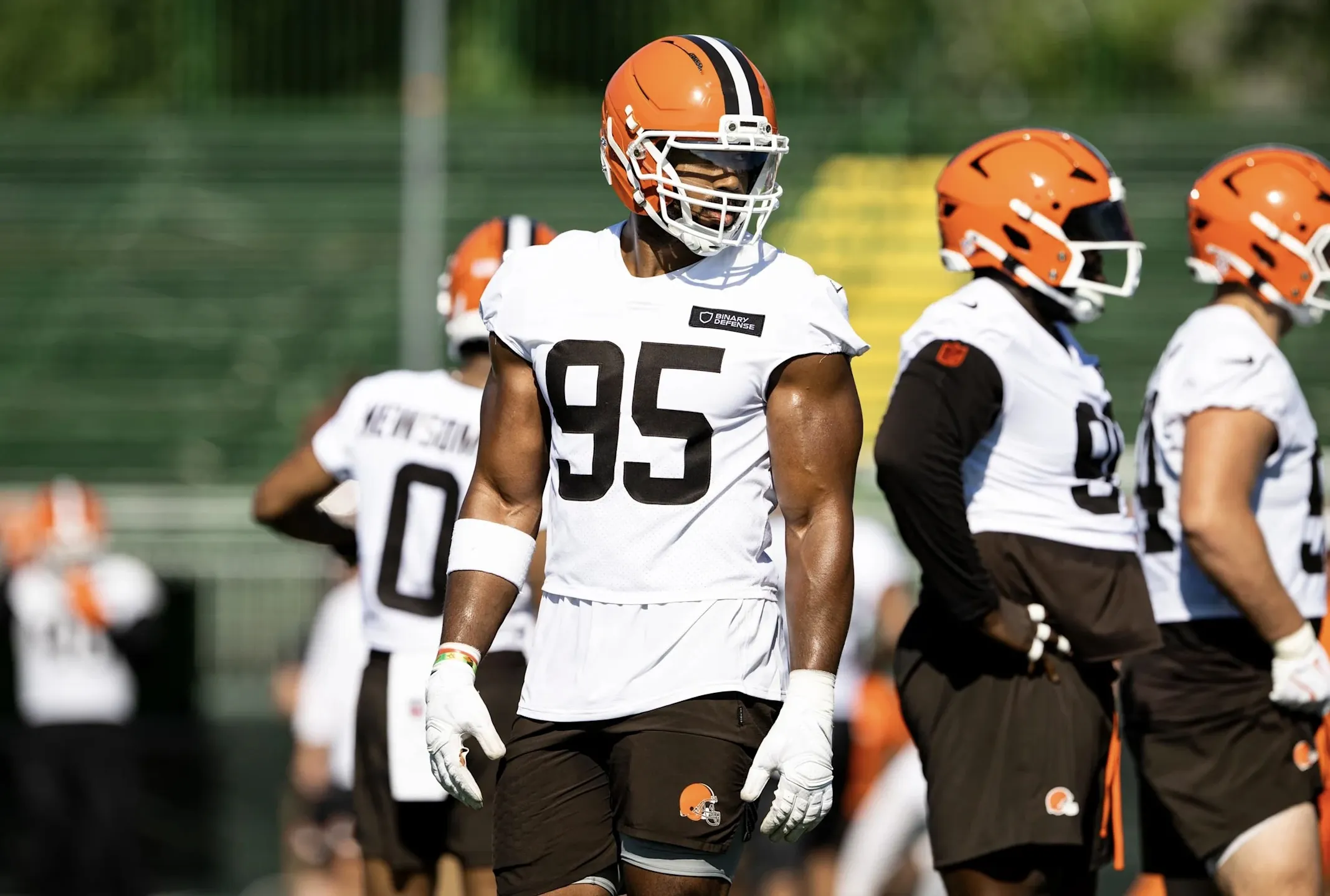 Myles Garrett Draws Firm Line on Browns’ QB Decision