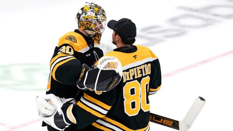 Michael DiPietro looking to force his way into Bruins’ goalie picture