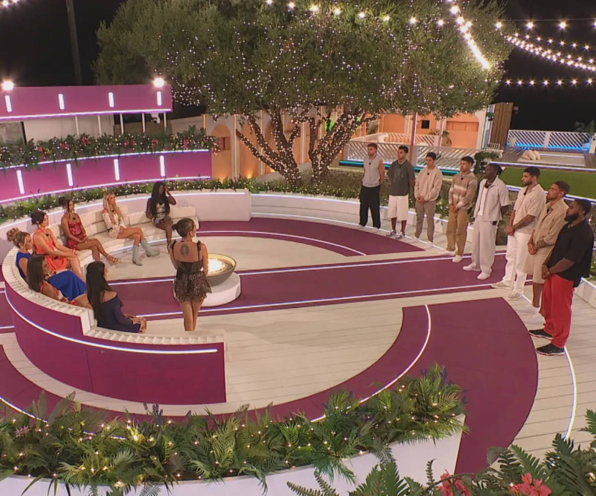 Mass cull rocks Love Island as THREE Islanders are dumped in 48 hours while TWO shock exes return to the villa – brutal public vote and savage twists leave bombshells blindsided and fans reeling - suong