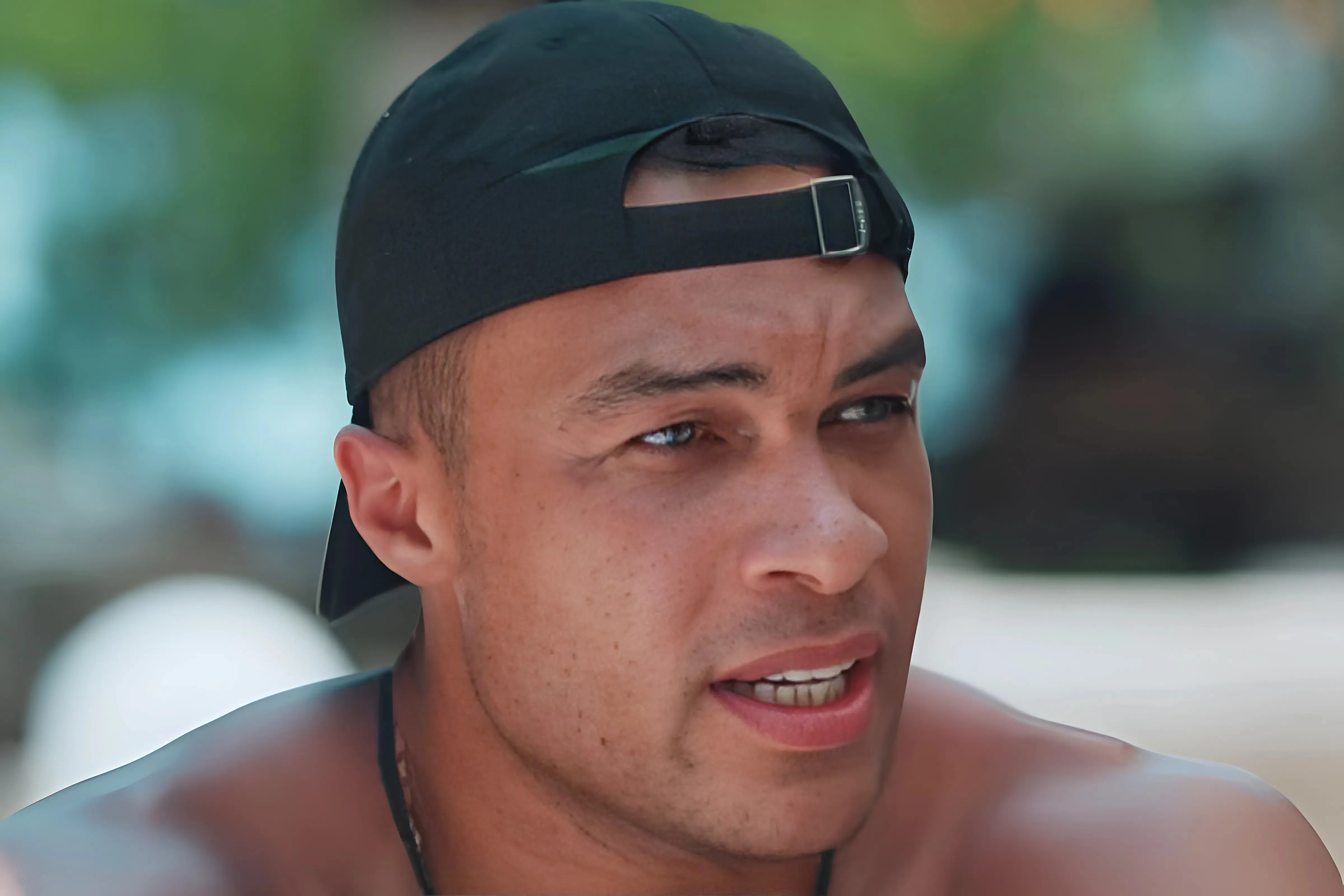 ‘Bachelor In Paradise’ Viewers Disgusted By Dale’s Behavior