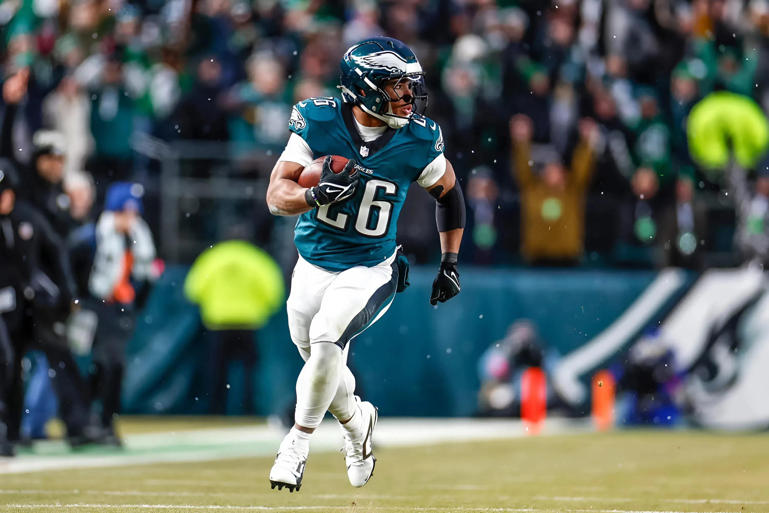 Eagles RB’s $41 Million Contract May Have ‘Reset Market’ Until 2028