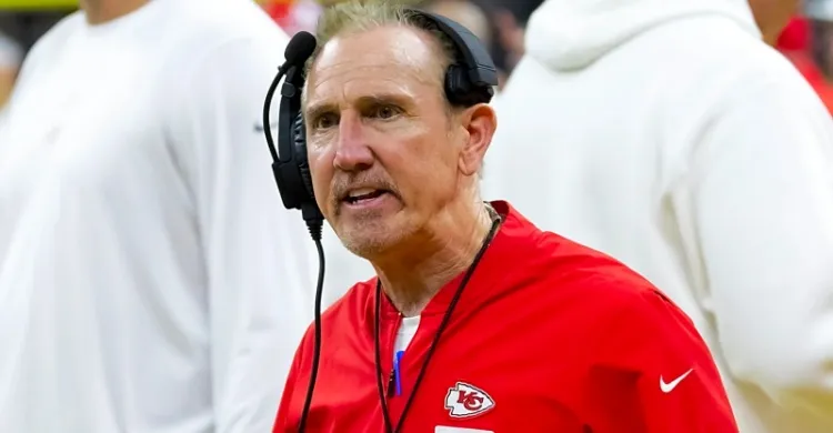 Chiefs DC Steve Spagnuolo reveals story about Chris Jones being hypercompetitive with Patrick Mahomes during practice