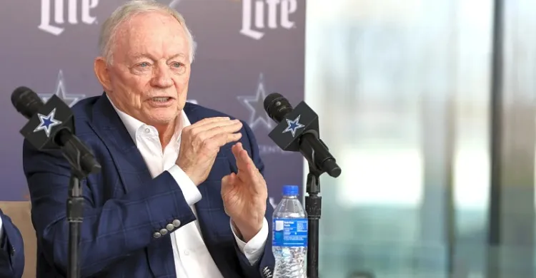 Jerry Jones Makes Jarring Micah Parsons Comment Amidst Negotiations