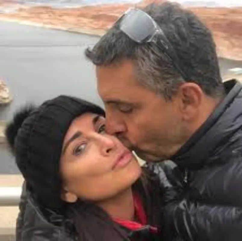 🔥 Plot Twist! Kyle Richards & Mauricio Call Off Split — “We’re Back,” She Confirms