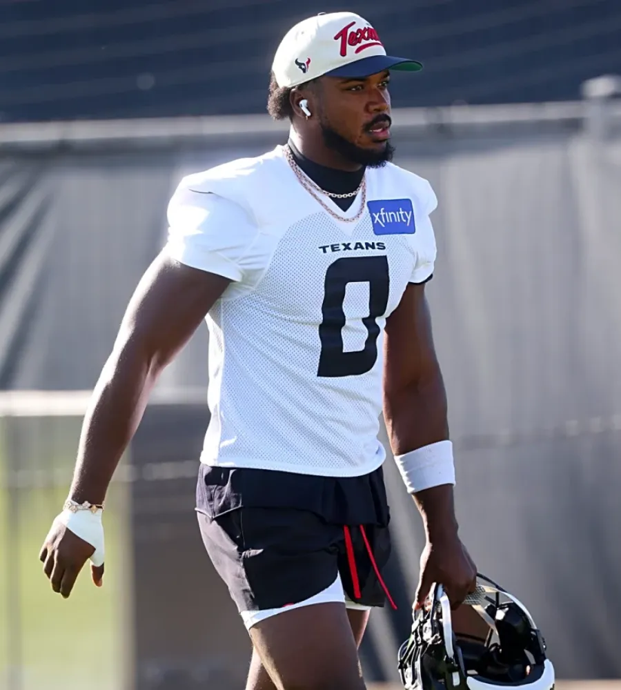 NFL Player Wears 'Free Palestine' Cleats At Practice