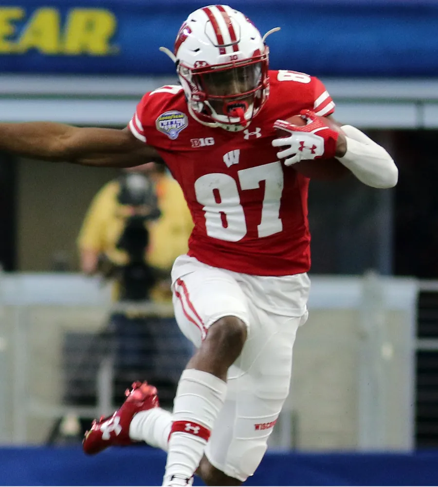 San Francisco 49ers Sign Another Wide Receiver Amid Injuries, Cut Former 1,000 Yard Rusher