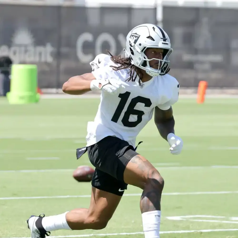 ‘He can hit every spot’ — Raiders star Jakobi Meyers stuns reporters with bold claim about new QB Geno Smith as he opens up on the pressure to lead, chasing another 1,000-yard season, and why last year’s breakout “meant nothing” - suong