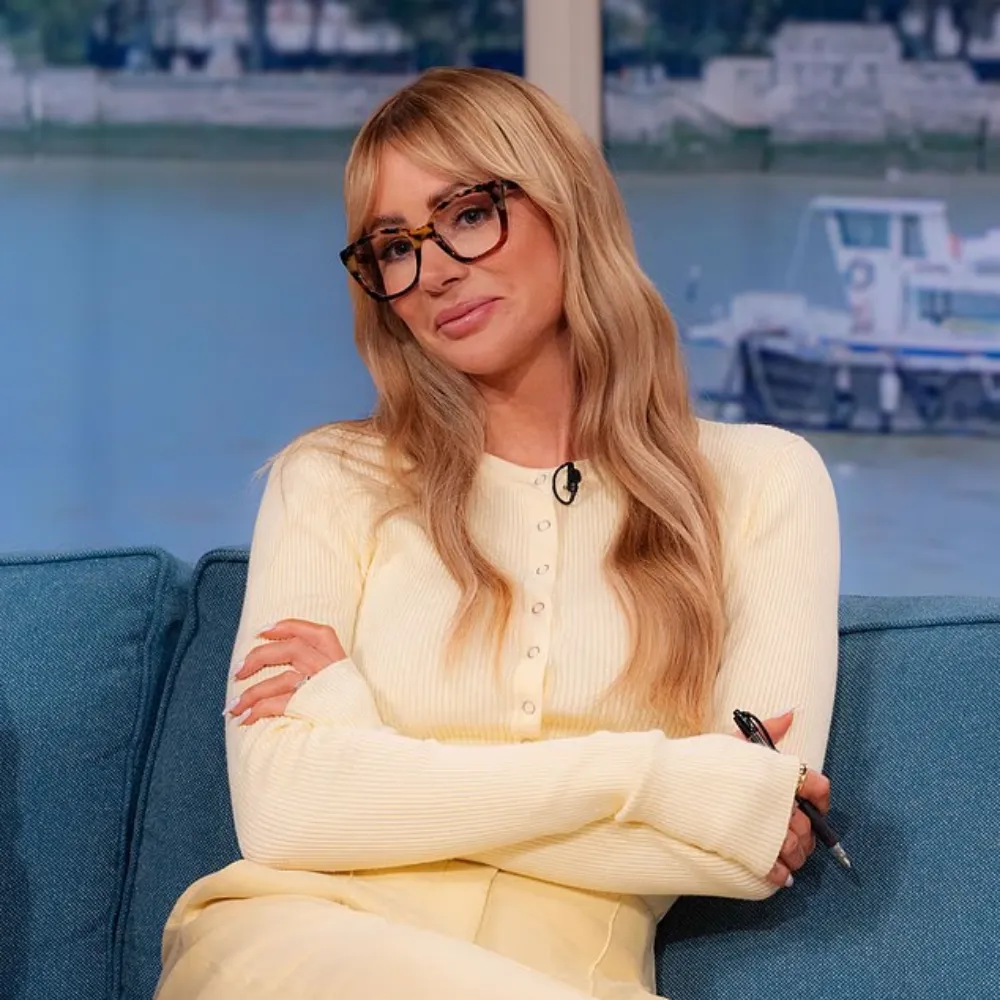 ‘She’s making Dermot look like a first-time presenter!’ — Olivia Attwood stuns This Morning viewers with unexpectedly polished hosting debut as fans claim she’s already outshining the pros in her first appearance on the ITV sofa - suong
