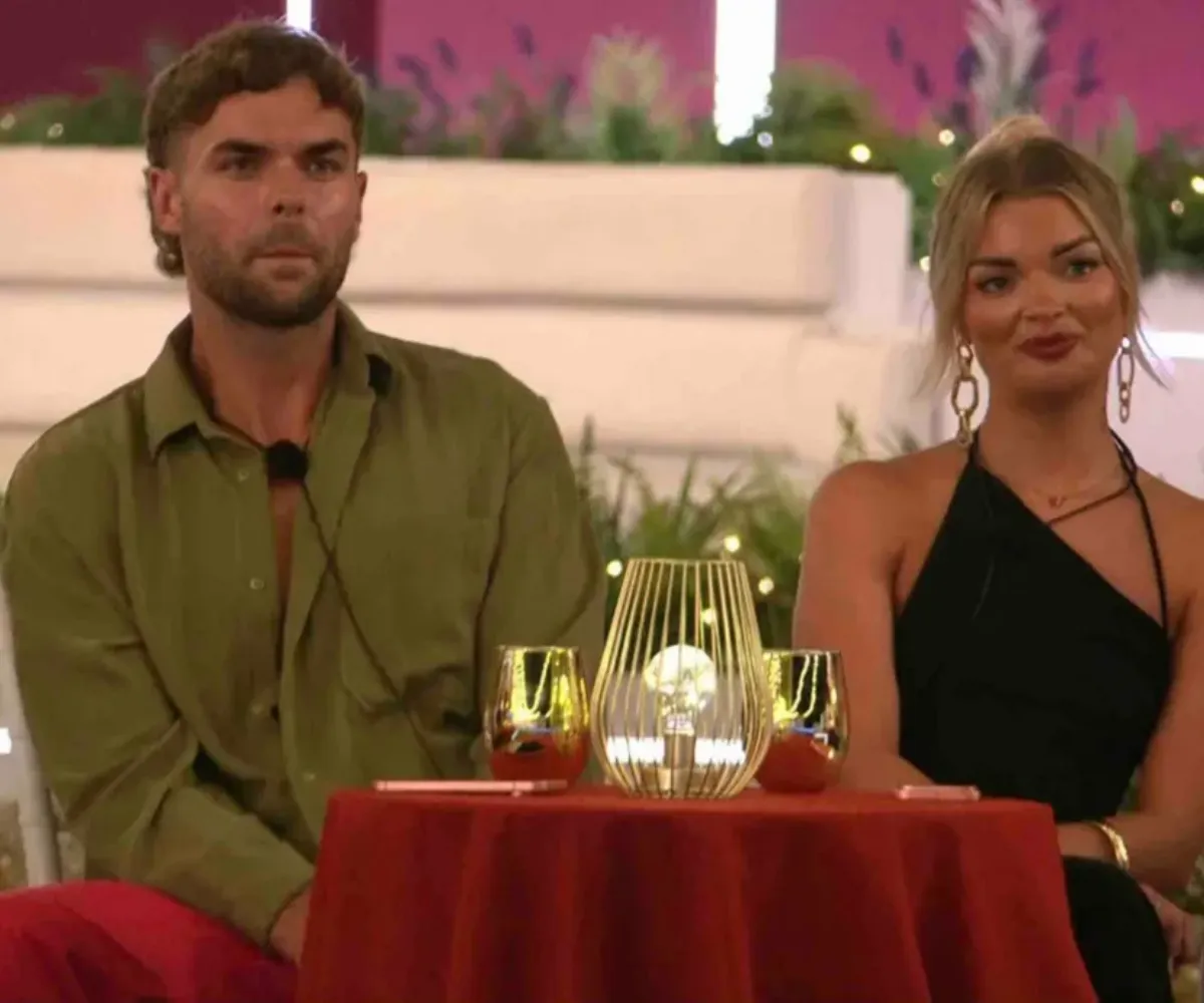 ‘No one saw this coming…’ — Shock recoupling rocks the Love Island villa just days before the final as THREE couples dramatically switch partners in explosive firepit twist that leaves tensions sky-high - suong
