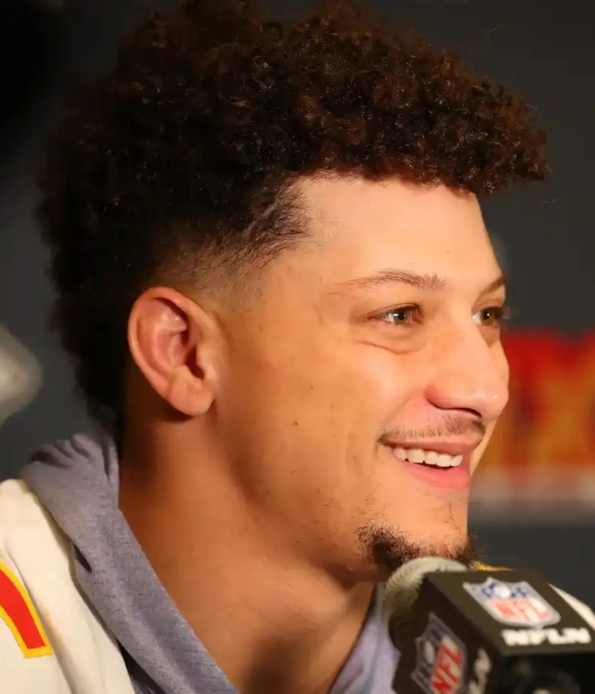 Patrick Mahomes Reacts to Travis Kelce, Taylor Swift’s Viral Photos
