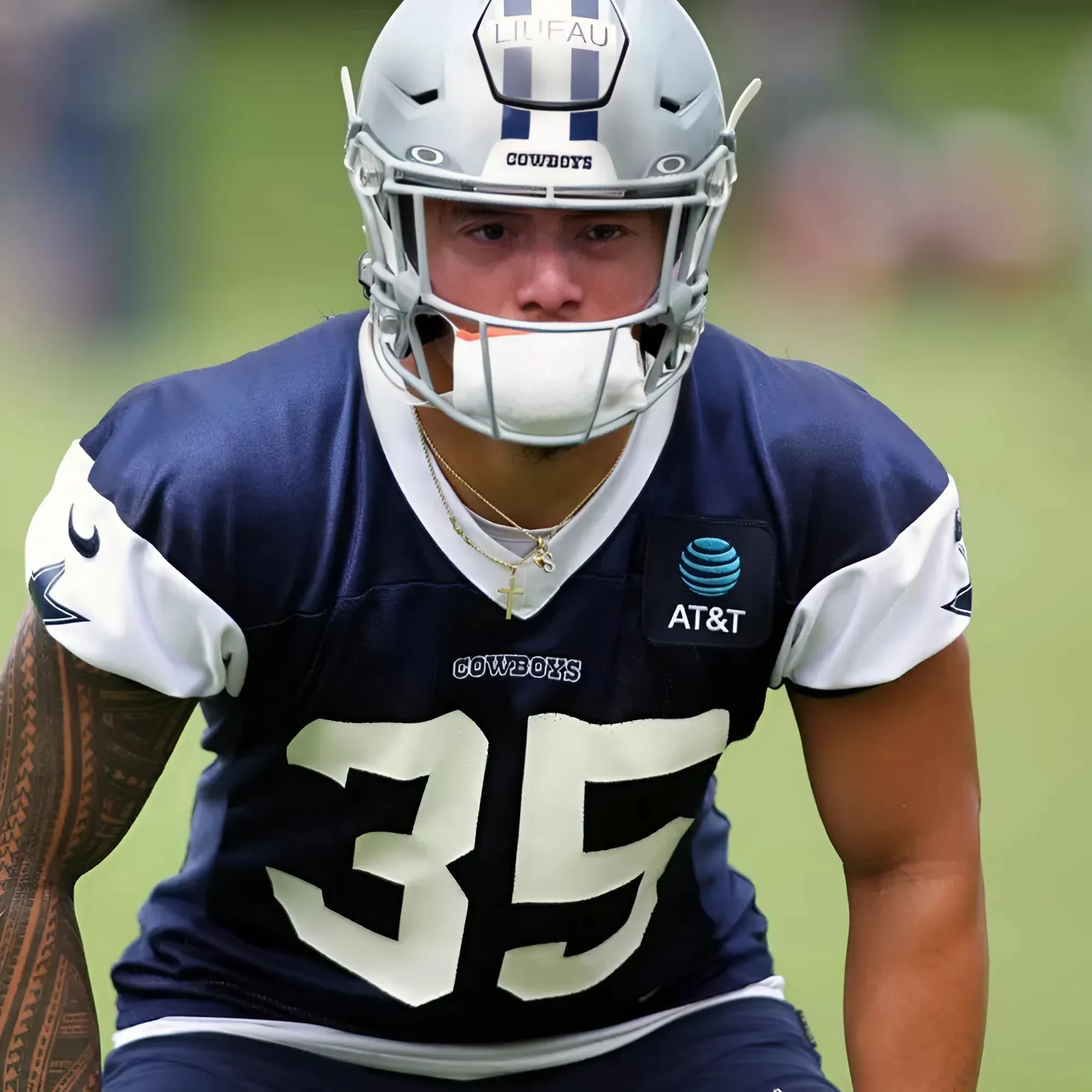 Cowboys 2nd-year LB doing well in holding off free agent, trade additions early in camp
