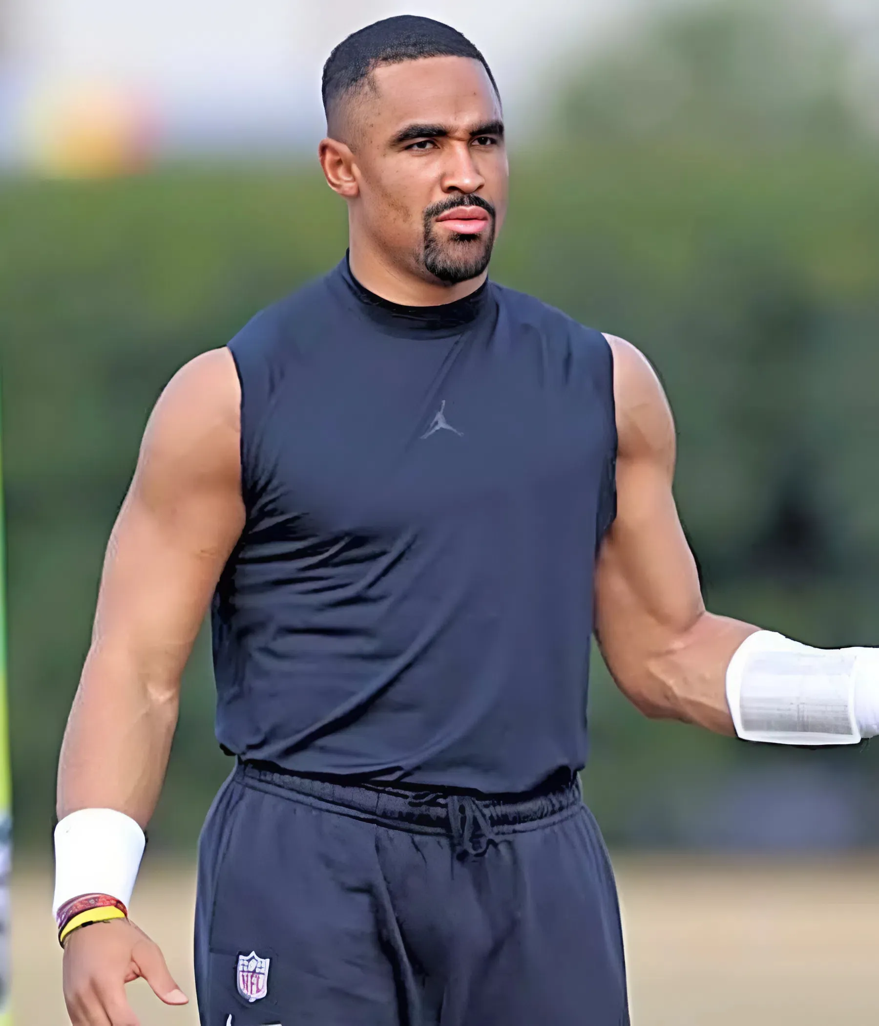 Eagles fans' roar confirms legacy as Jalen Hurts responds to critics' narrative