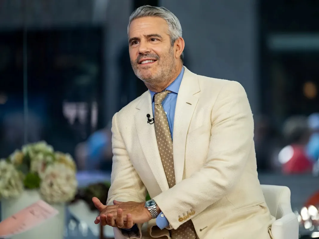 "Controversy Alert: Andy Cohen Takes on 'Irrelevant Loser' White House Spokesperson in Fiery Exchange - lulu "Controversy Alert: Andy Cohen Takes on 'Irrelevant Loser' White House Spokesperson in Fiery Exchange - lulu