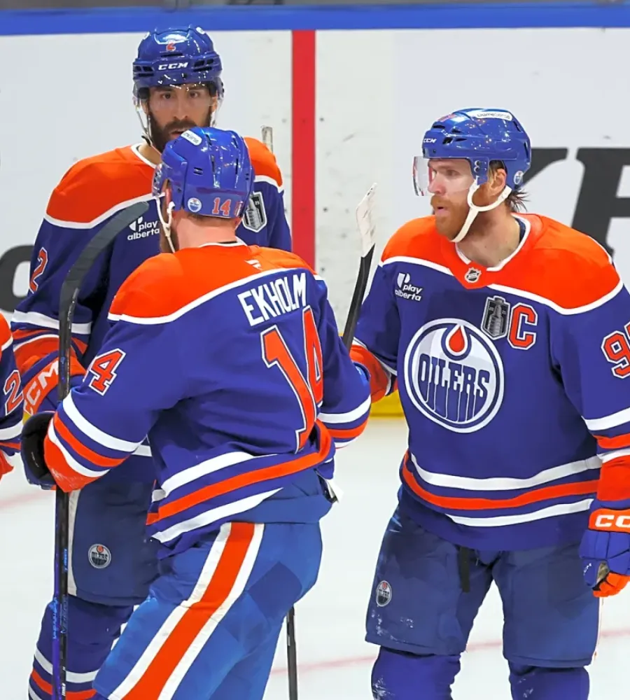 NHL Insider Predicts Oilers Will Complete Three Blockbuster Extensions Before Training Camp