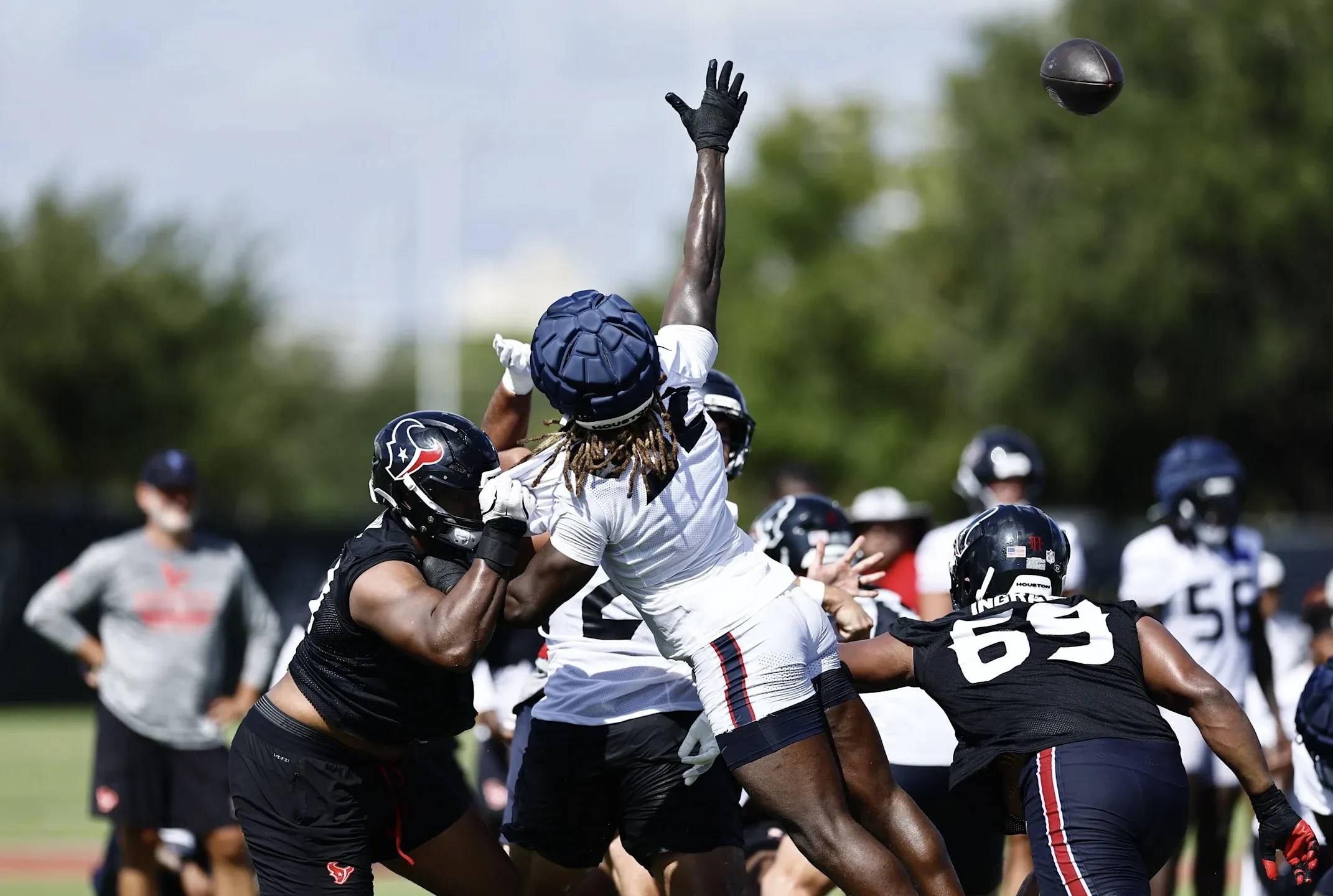 Despite last year's success, Texans defense hitting reset