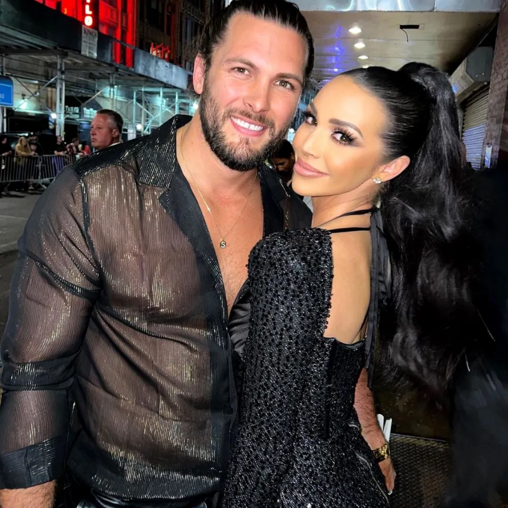 #BreakingNews Brock breaks silence on cheating on Scheana 💔💔💔this one’s vicious - suong