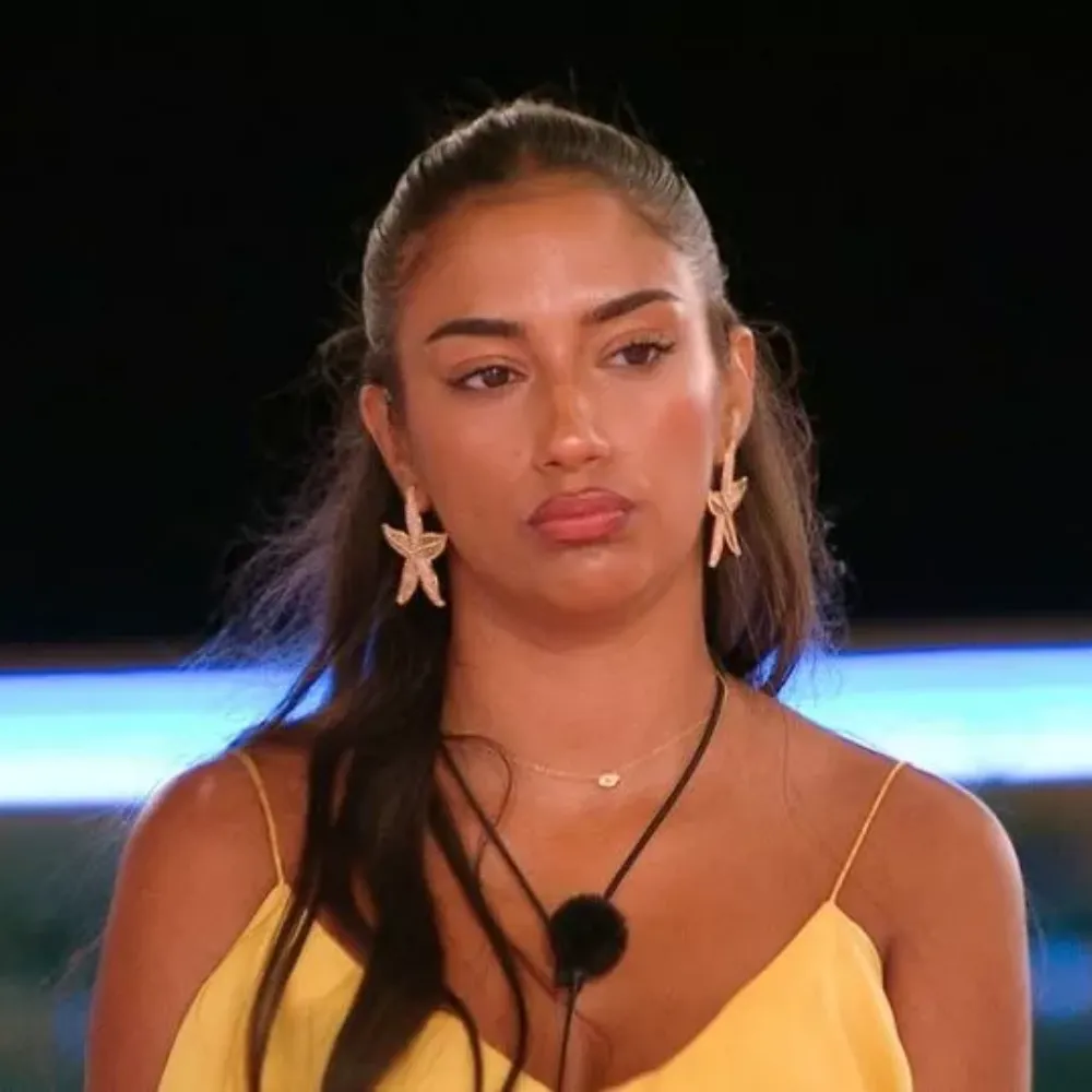 ‘She took care of me, gave me outfits, checked in every night’ — Love Island bombshell breaks silence on Shakira Khan’s true personality inside the villa as fans rage over ‘unfair mean girl edit’ and accuse producers of targeting her - suong
