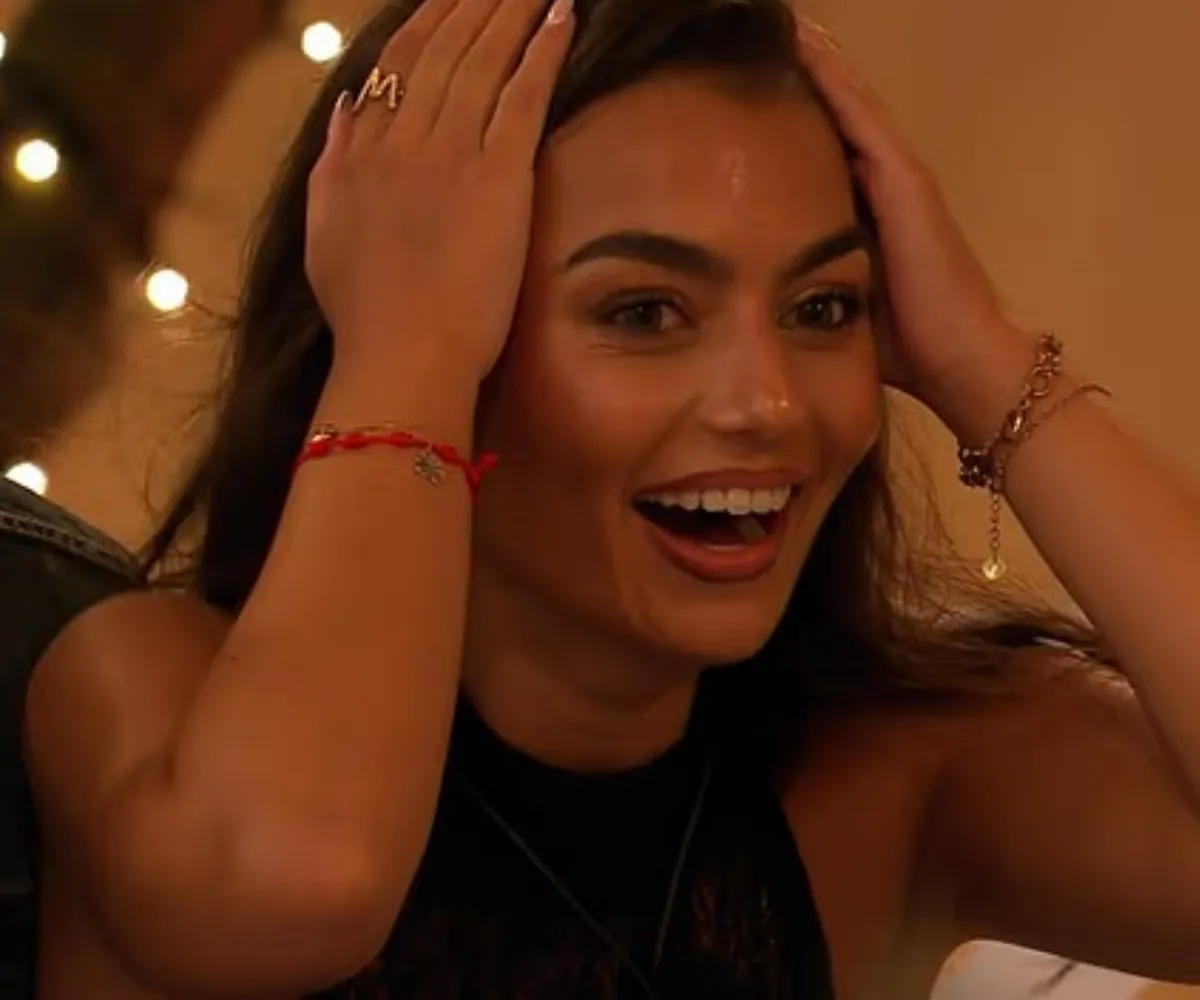 ‘No one would've seen this re-coupling coming’ — Love Island villa thrown into chaos as THREE couples secretly switch partners just days before the final in dramatic twist that leaves Islanders reeling - suong