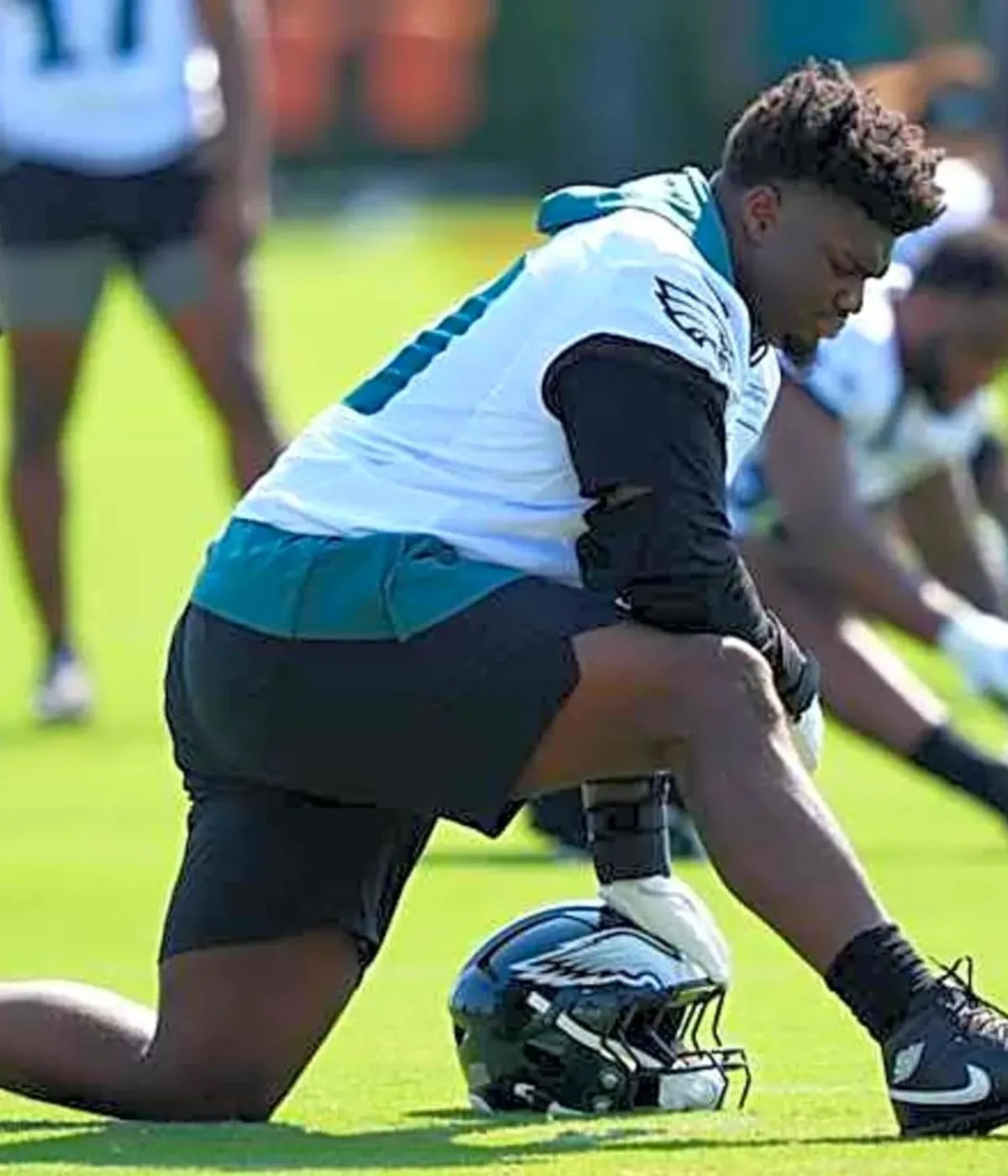 Jordan Davis has turned heads at Eagles training camp (for all the right reasons)