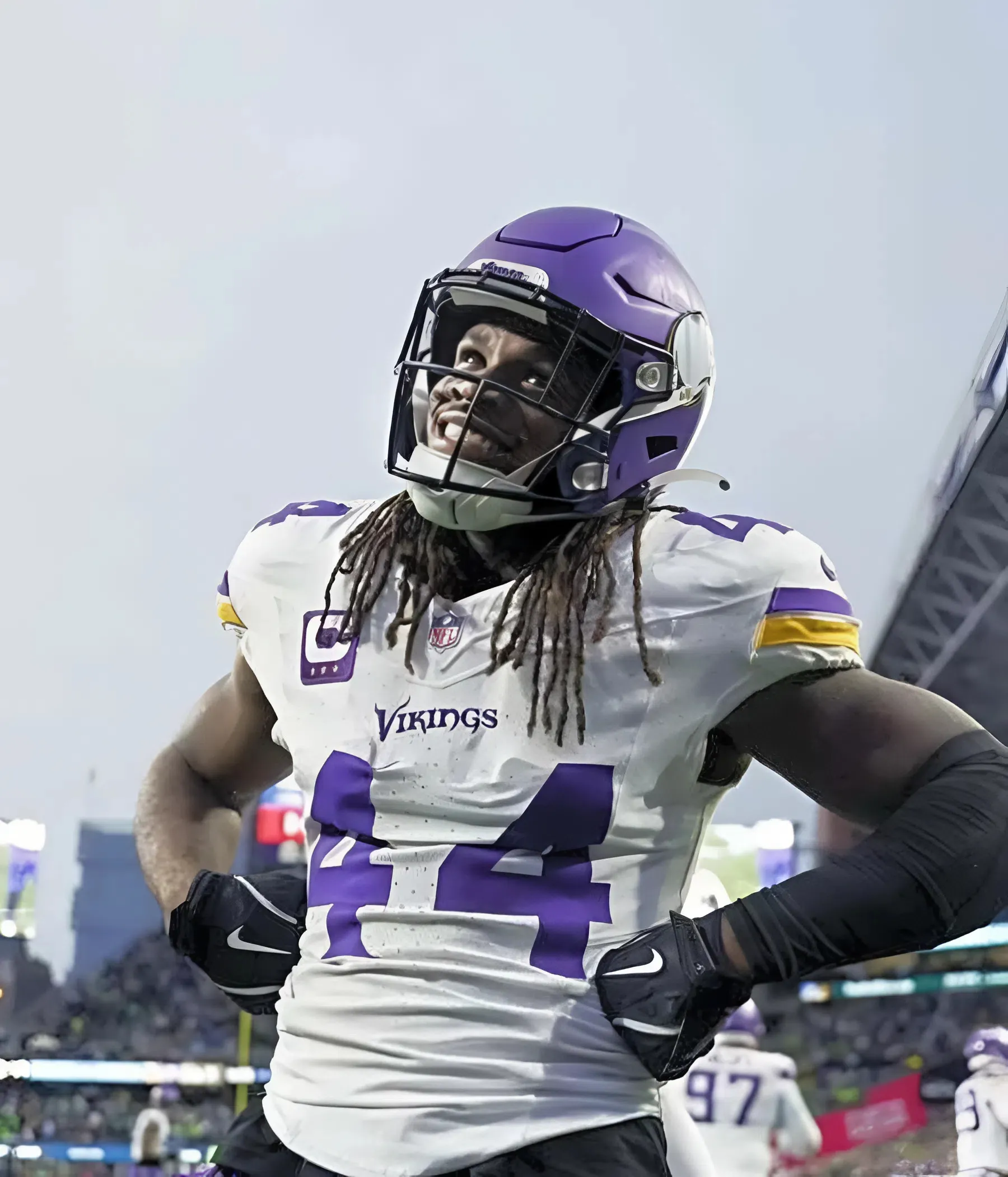 Vikings S Josh Metellus agrees to multi-year extension