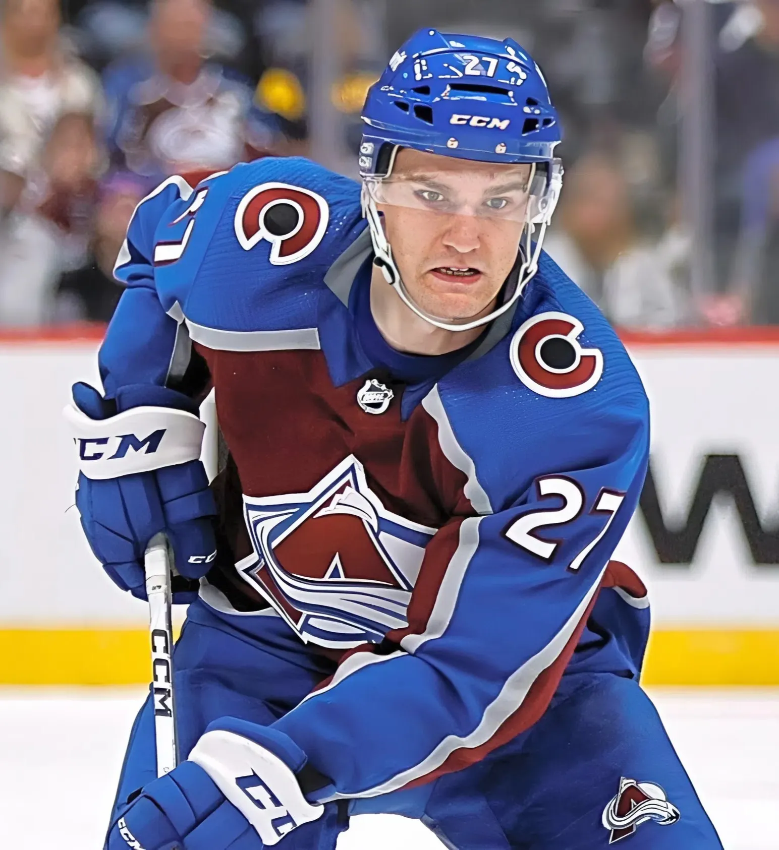 Sharks, Avalanche swap forwards in trade