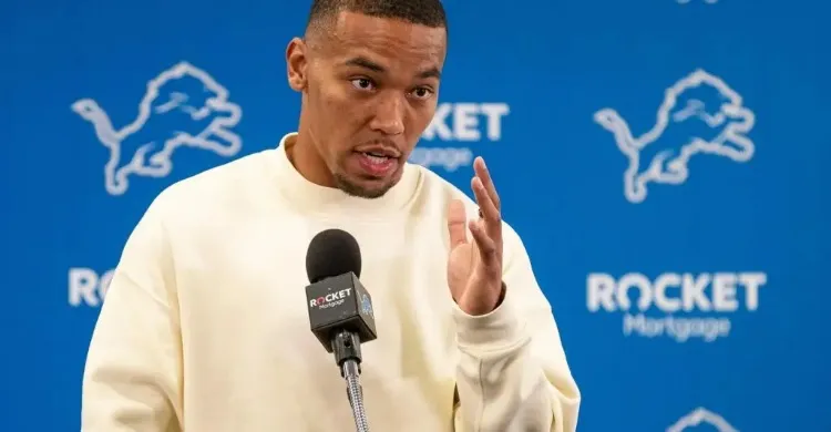 “What Is He Doing?” Lions’ Star WR Amon-Ra St. Brown Facing Massive Backlash After Attacking Teammate In Shocking Report