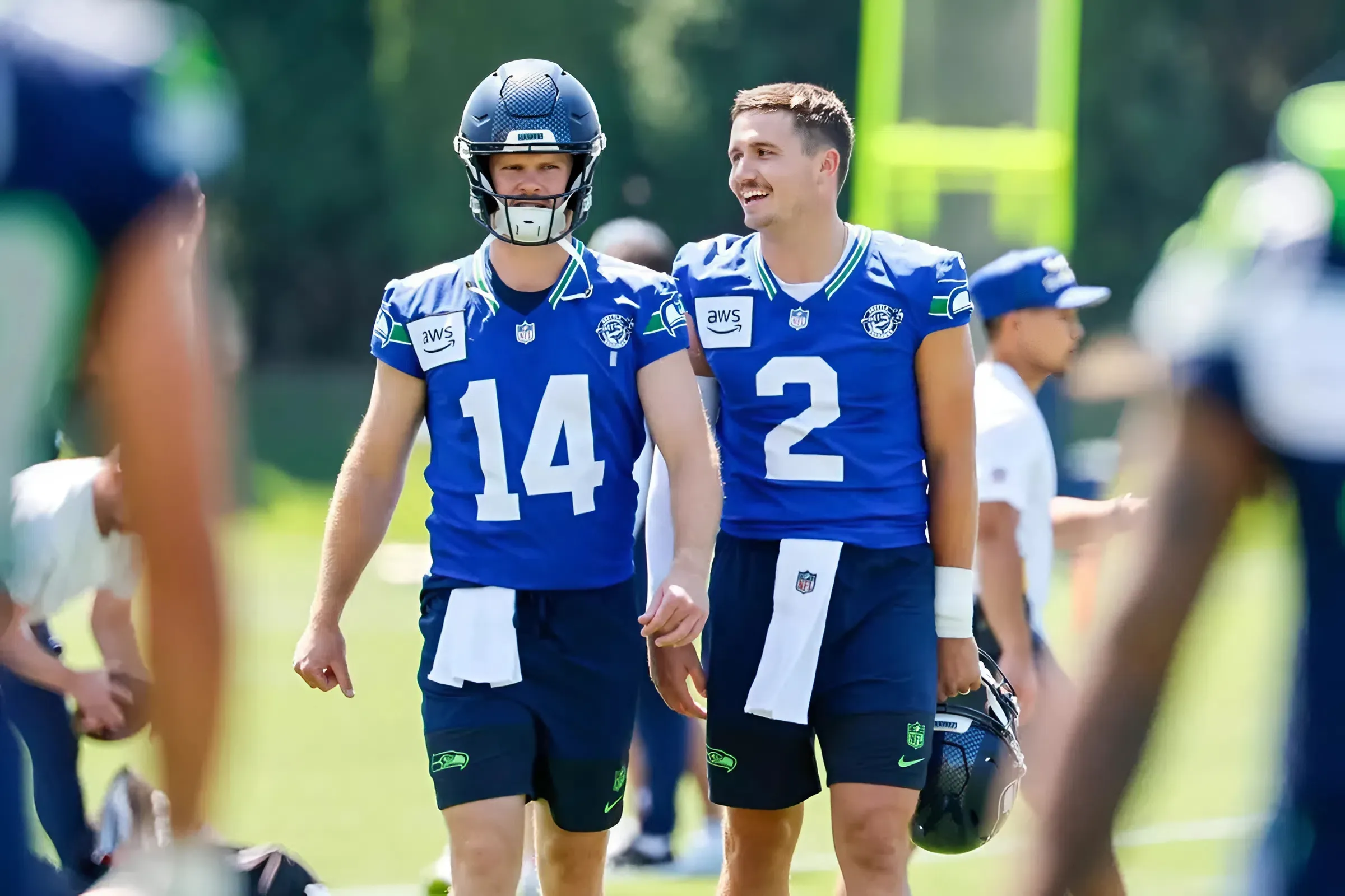 How the Seattle Seahawks are mixing up their offensive line rotation at training camp