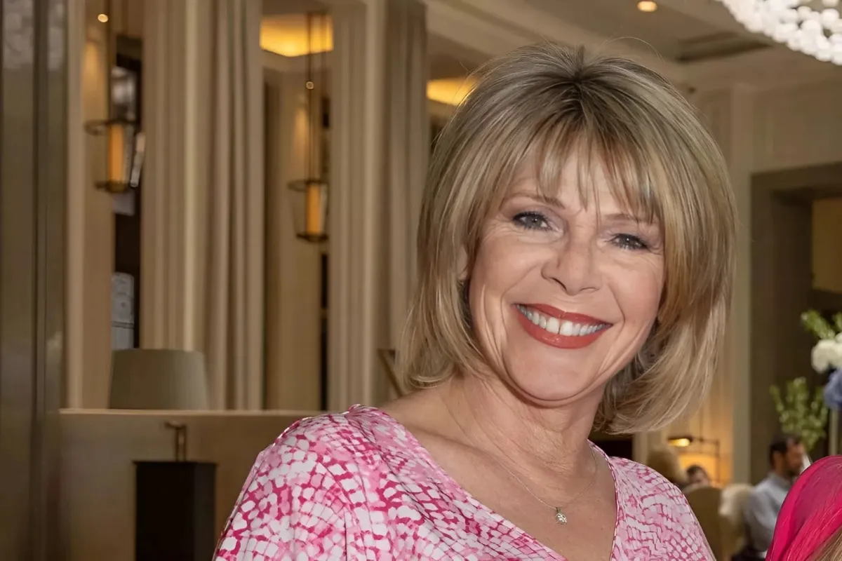 Loose Women's Ruth Langsford's 'go-to summer cocktail' recipe step-by-step ngocc