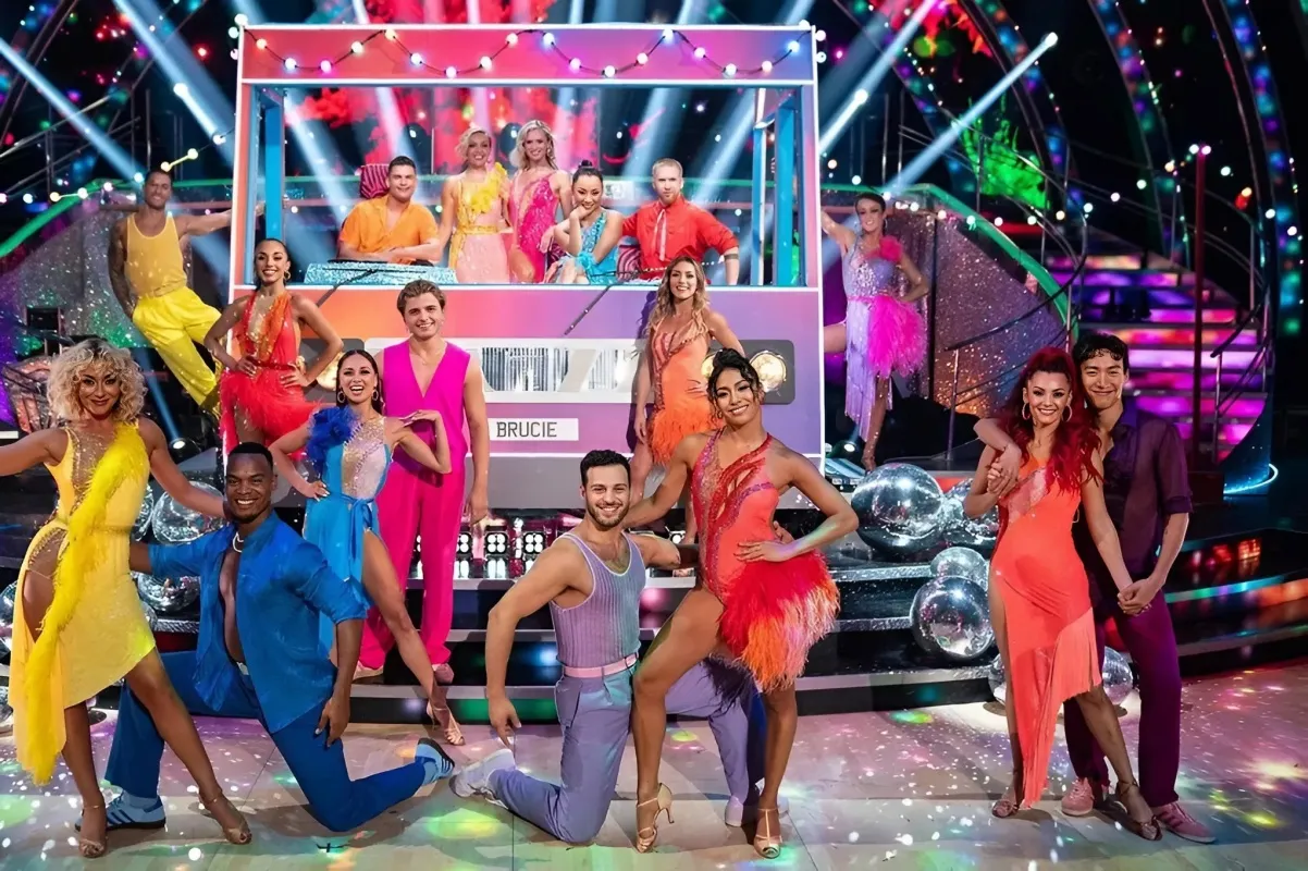 Strictly Come Dancing stars say 'welcome to the family' in major BBC show announcement liennhi