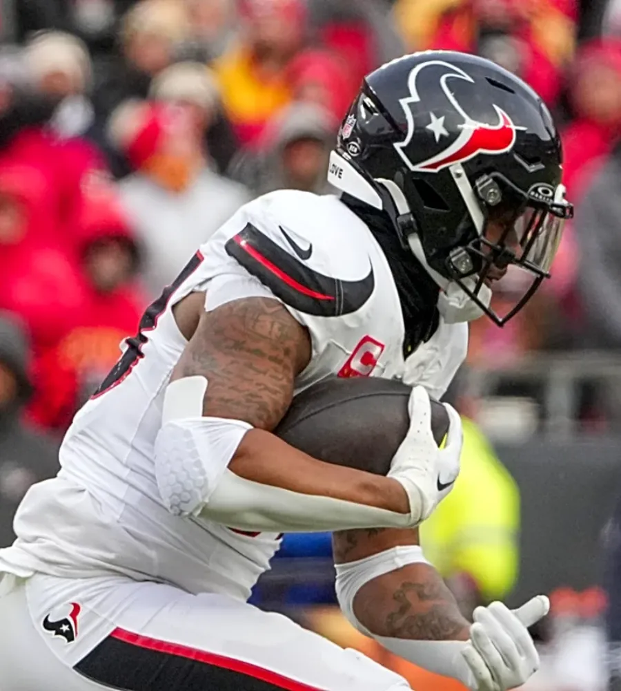 Texans star expected to miss 'extended period of time'