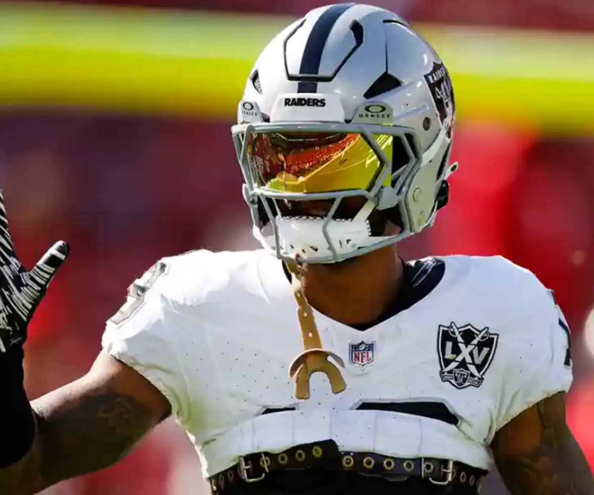 ‘Sat in free agency for months… now he’s back’ — Polarizing ex-Raiders starter Jack Jones signs with Miami Dolphins after locker room concerns, coaching clash, and a turbulent exit from Las Vegas - suong