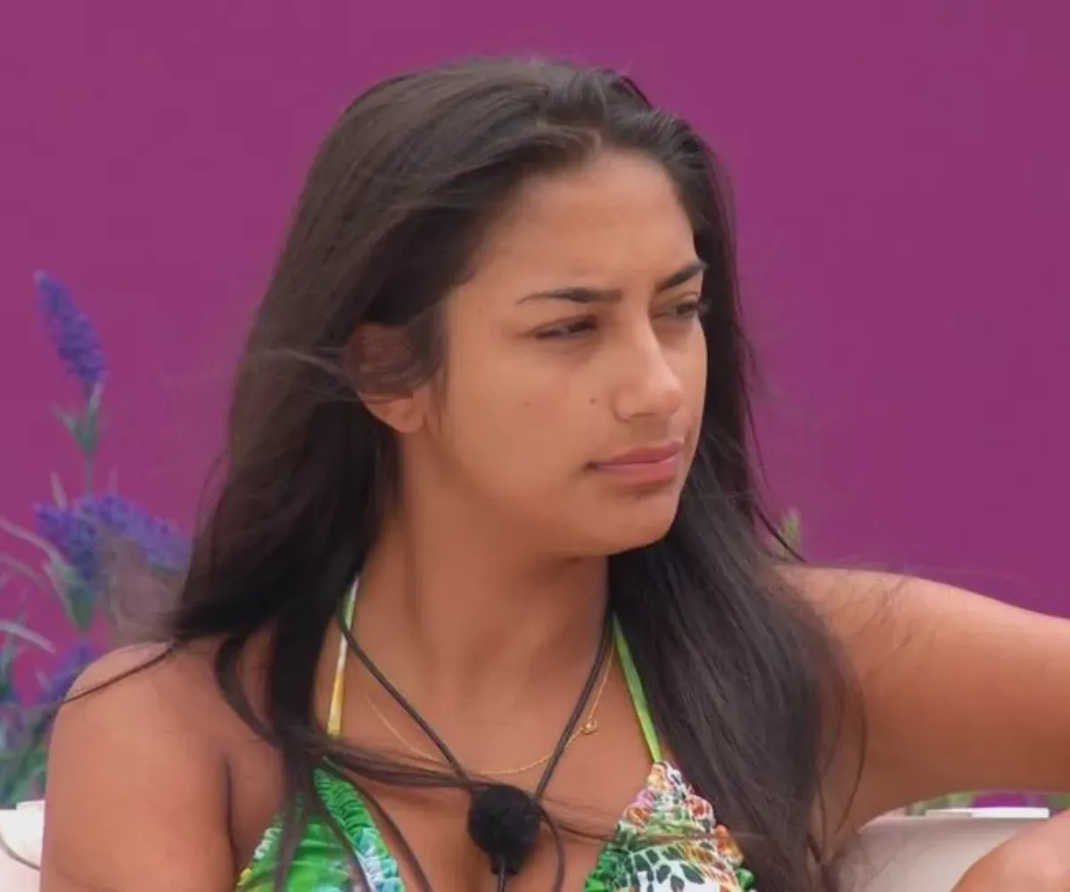 “This is no good!” – Love Island villa ERUPTS as brutal surprise recoupling rocks the girls, Shakira confronts Harry over betrayal, and one boy declares ‘I’m leaving here alone or with you’ in bombshell twist - suong