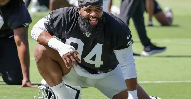 The Pros and Cons of the 49ers Signing Christian Wilkins