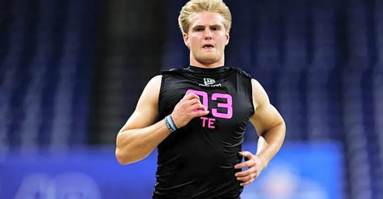 Chiefs rookie tight end Jake Briningstool suffers setback in roster push