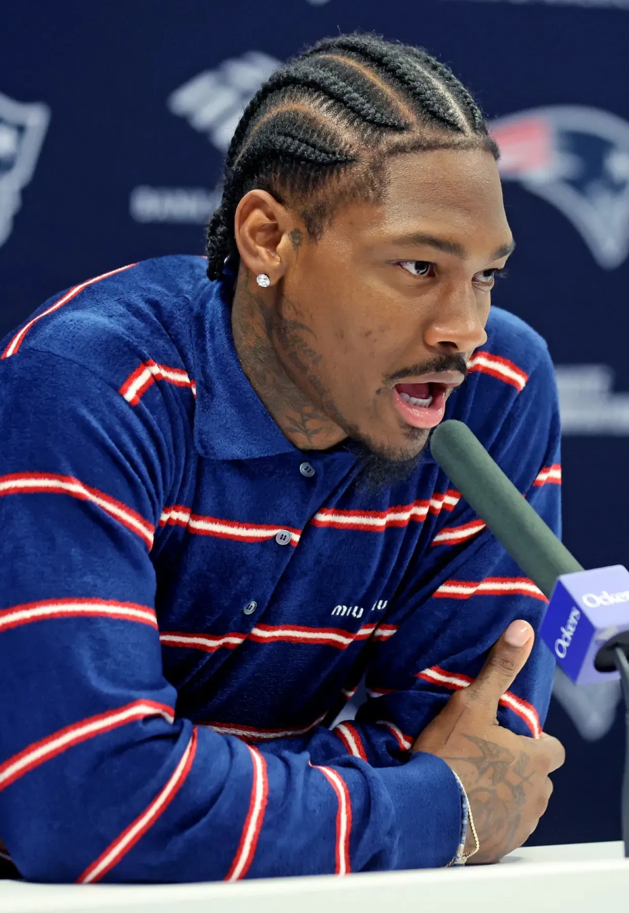 Mike Vrabel Gets Brutal Stefon Diggs Update After Patriots Reportedly Want Browns WR