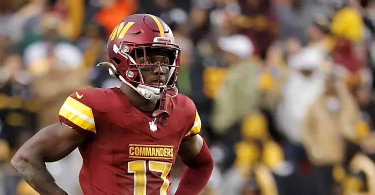 Commanders star returns to camp with a major catch